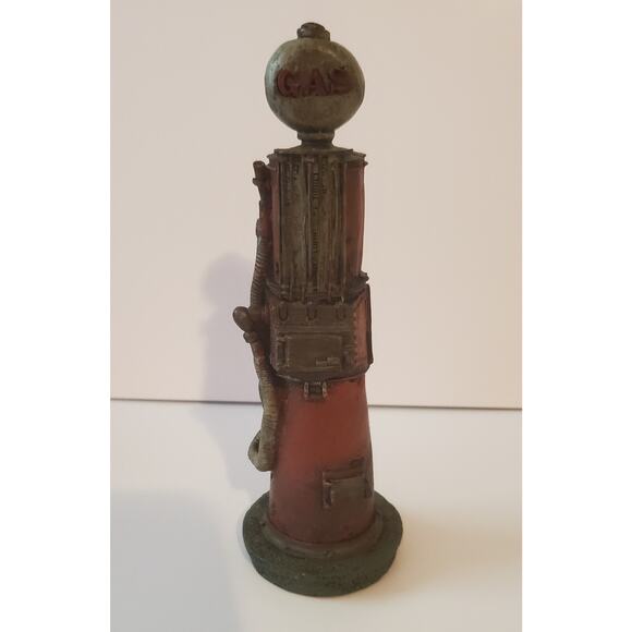 1/16 Scale Resin Antique Globe Gas Pump - Picture 2 of 3